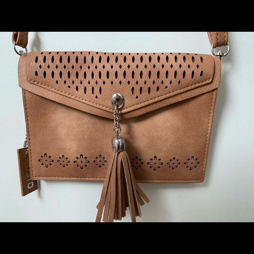 SeOSTO Small Crossbody Bag, Cell Phone Purse